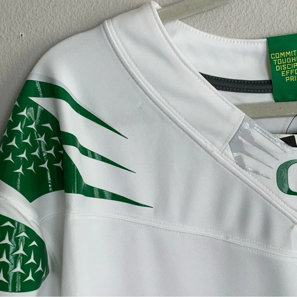 NIKE OREGON DUCKS XXL FOOTBALL JERSEY TEAM ISSUE NWT DB3042-100 WHITE BLANK HTF